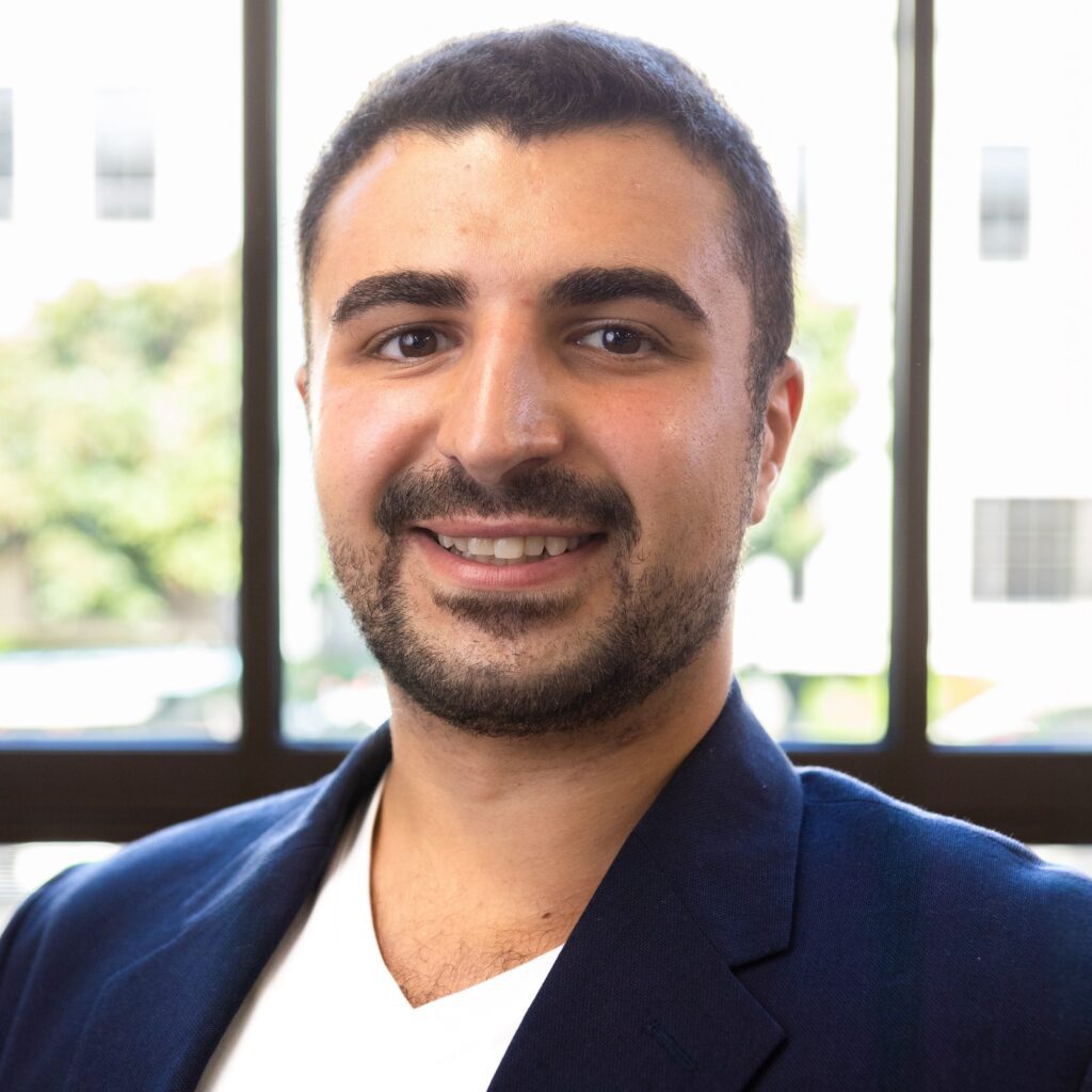 Headshot of Edvard Grigoryan