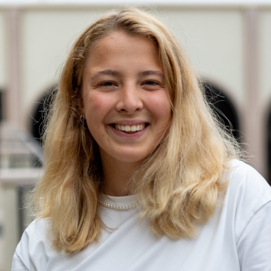 Headshot of Anna Syvkova